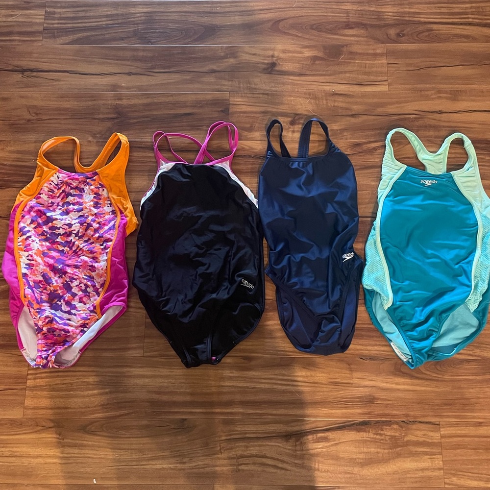 Speedo Girls One Piece Size 12